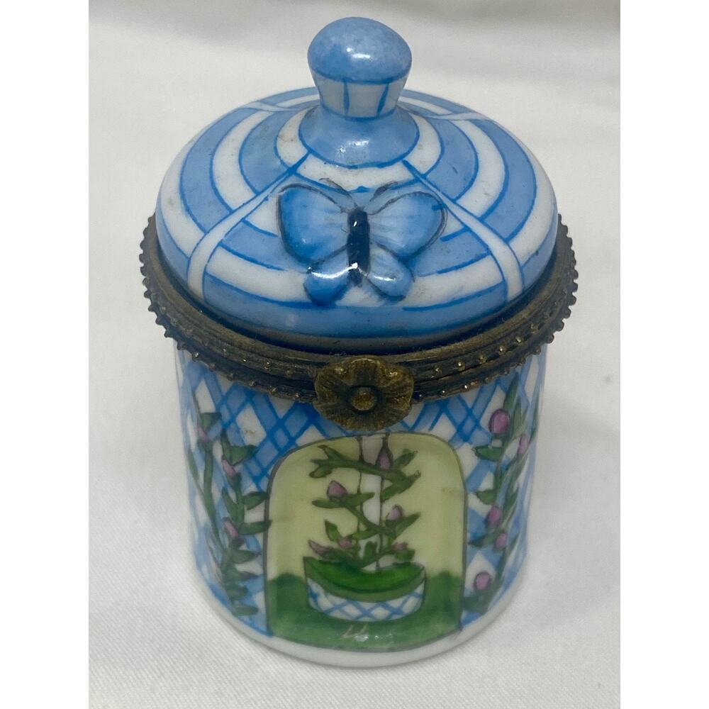 Enesco Winterthur Porcelain Trinket Box With Floral & Butterfly Design 1998